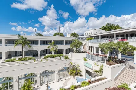 Savannah Beach Club Hotel & Spa Отели в г. Бриджтаун