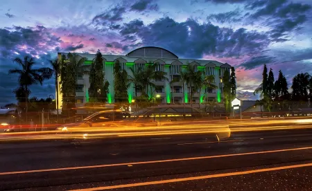 Cairns Sheridan Hotel