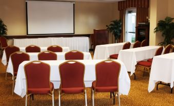 Hampton Inn & Suites Redding