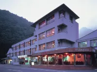 โรงแรมยามาดายะ โรงแรมใกล้ทะเลสาบโมโตซุ