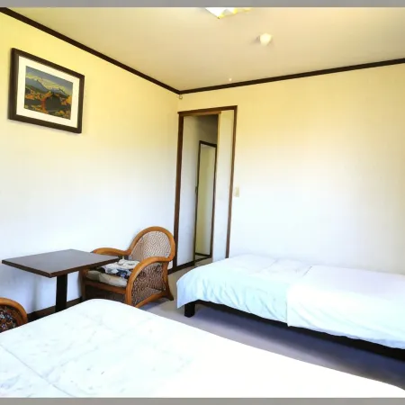 Business Hotel Rokugo Отели в г. Омитама