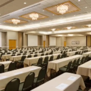 เอ็มบาสซีสวีทส์ บายฮิลตัน สนามบินกรีนส์โบโร โรงแรมในกรีนสโบโร