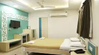 Sandy Resort Hotel di Daman