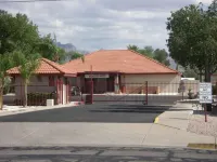 # 110 2 Bed / 2 Bath upper Hotels in Apache Junction
