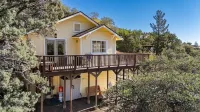LUXURY 2-bedroom house in brilliant Bisbee with BREATHE taking views