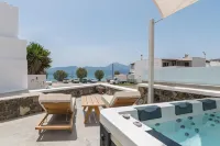 Ostria Hotel - parking