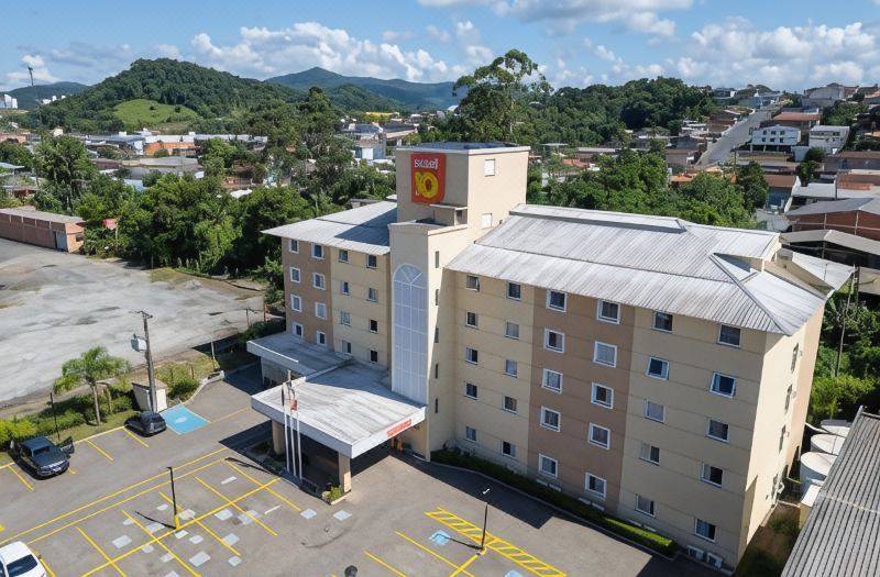 Hotel 10 Blumenau