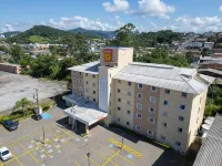 Hotel 10 Blumenau - Lemmikkieläimet sallittu