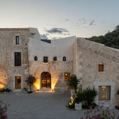 The Lodge Mallorca, Small Luxury Hotels