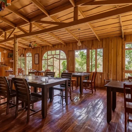 Cedrela Eco-Lodge & Restaurante