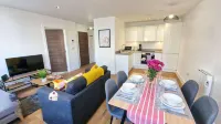 Sleeps 3 Free Parking Old Trafford City SuperHost - 4 tähden