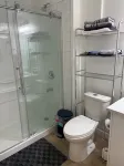 羣山明亮步出式地下室度假屋 - Wi-Fi