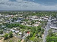 The Grove-C with Hot Tub - Walk to Main Street - 3-Star