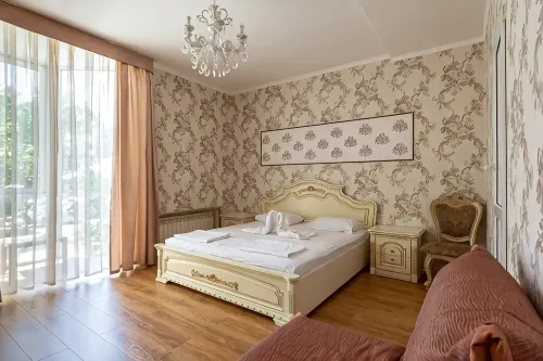 Korona Hotel