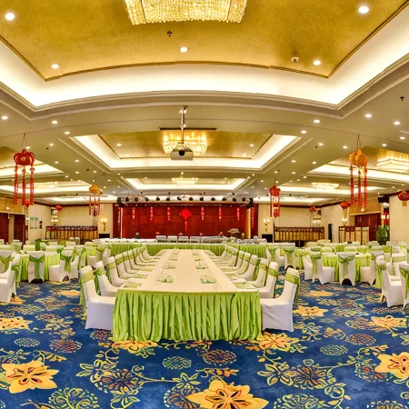 Qingyang Hotel Отели в г. Цинян