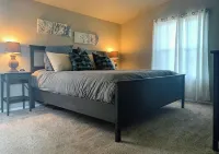 BEAUTIFUL Rustic/Modern Remodel - IDEAL Location!!