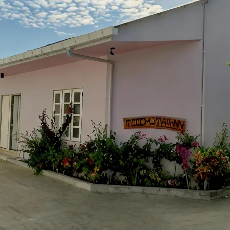 Moodhumaa Inn