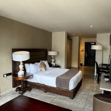 The Palms by Eagles Airport Residential
