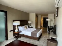 The Palms by Eagles Airport Residential - 3-Star