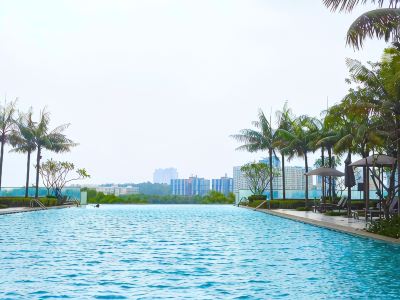 #CS8, Spacious Cybersquare Ensuite with Pool View