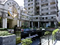 โรงแรมสปาร์เคิล
