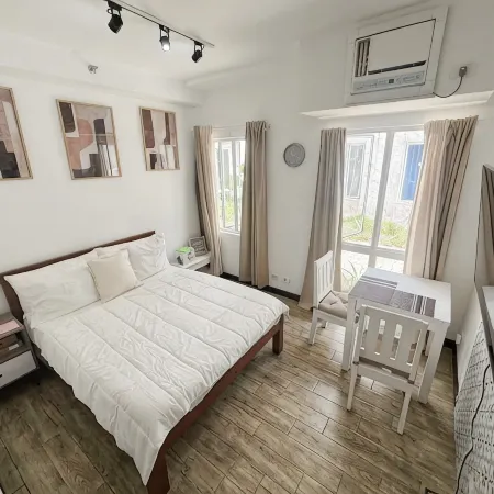 COZY Condo/Room in La Bella Tagaytay
