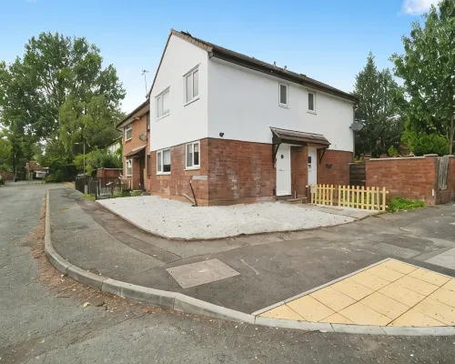 Cosy 2-Bed House | Bury | Free Parking | Near Manchester Hotels in Bury