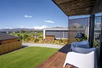 Tekapo Haven with Deck and Stargazing Sky - Hot Springs