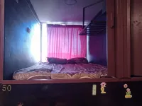 Petra Cabin Roof Top Hostel クルセイダー城周辺のホテル