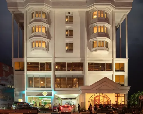 هوتل أباد بلازا Hotels near بولغاتي