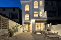 Chunye Design Homestay (Wuzhen Xizha Scenic Area) - Homestays