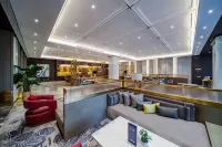 Howard Johnson Paragon Hotel - bar