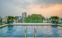 Aira Boutique Hanoi Hotel & Spa - Beach