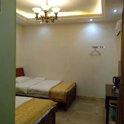 Mingyuelou Business Hotel