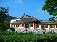 Zhujiajian Fenghuang Shanzhuang Inn - Inns