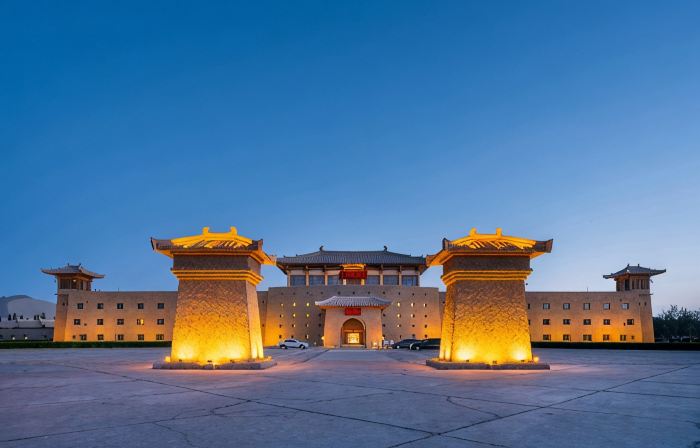 the Silk Road Dunhuang Hotel