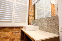 Pier Hotel Coffs Harbour