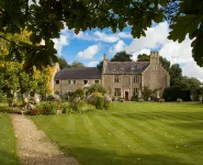 Stanton Manor Hotel - 3-Star