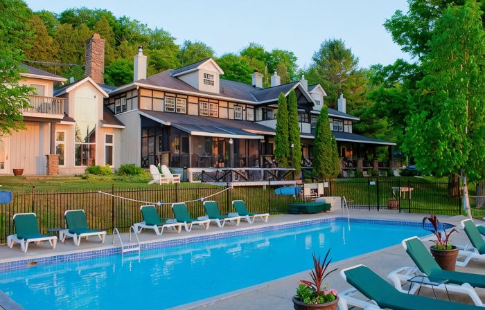 Sir Sam's Inn & Waterspa - Adults Only