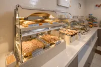 Holiday Inn Express SUNNYVALE - SILICON VALLEY by IHG - Breakfast