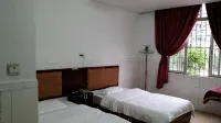 Dongxing Zhongying Business Hotel
