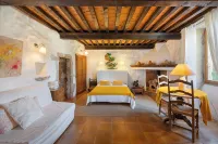 Large Authentic House with Swimming Pool and Tennis Court, Ideal for Families and Friends - Farmhouses