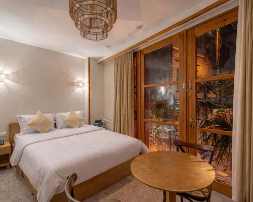 Palm Tbilisi Boutique Hotel Hotels near Vera
