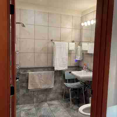 Auke Bay View Studio Rooms