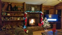 Million-Dollar Views, spectacular! Sugar Mountain Cabin 3 Bedrms 3 bath sleeps 7 - Swimmingpools