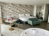 Hotel Black Tower Premium