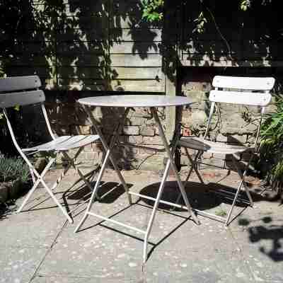 A beautiful comfortable cottage in the centre of Bridport. Hotel Exterior