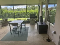 Charming 2-bedroom apartment in house with AC, WiFi included