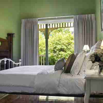 Hillside - in central Daylesford, period home close to lake, shops and day spas Rooms
