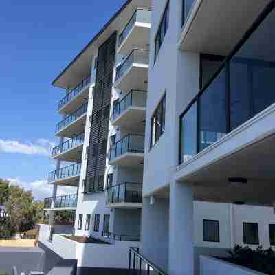 BEACH Luxury Upmarket 2B 2B unit, OCEAN VIEWS! 250m to BUDDINA BEACH! Hotel Exterior
